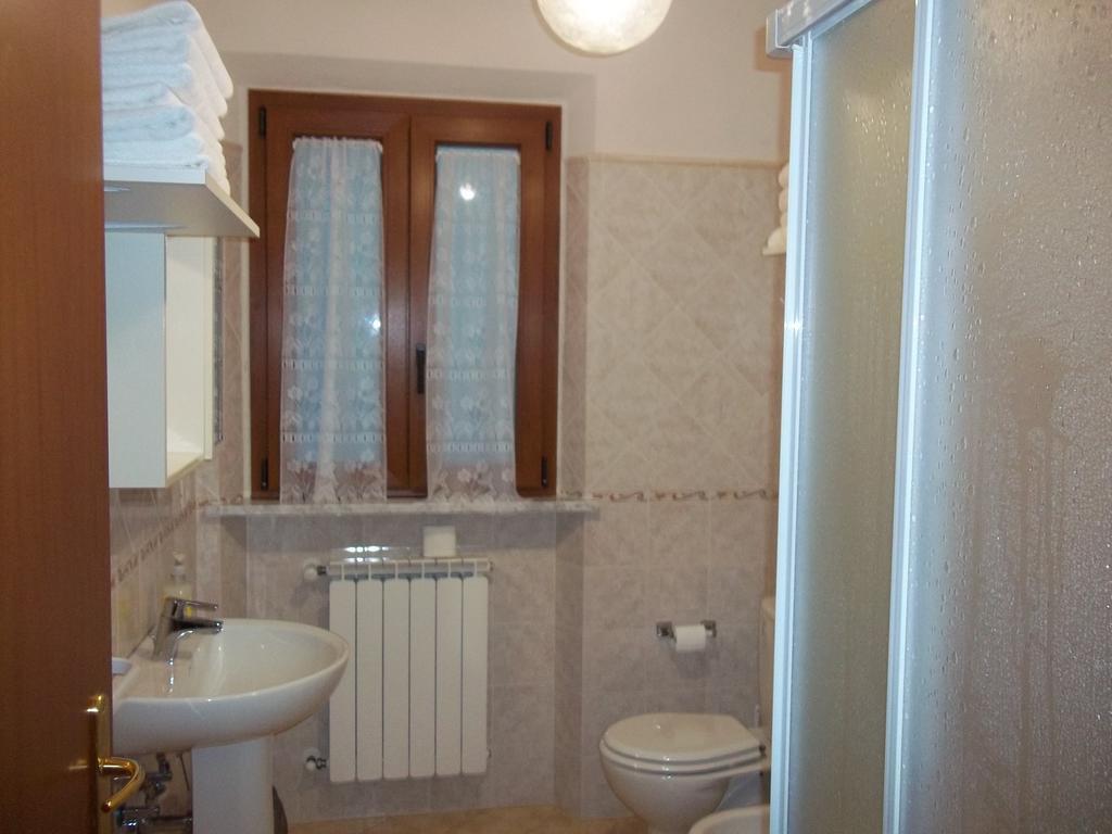 FibbiallaCaddeloviアパートメント 部屋 写真
